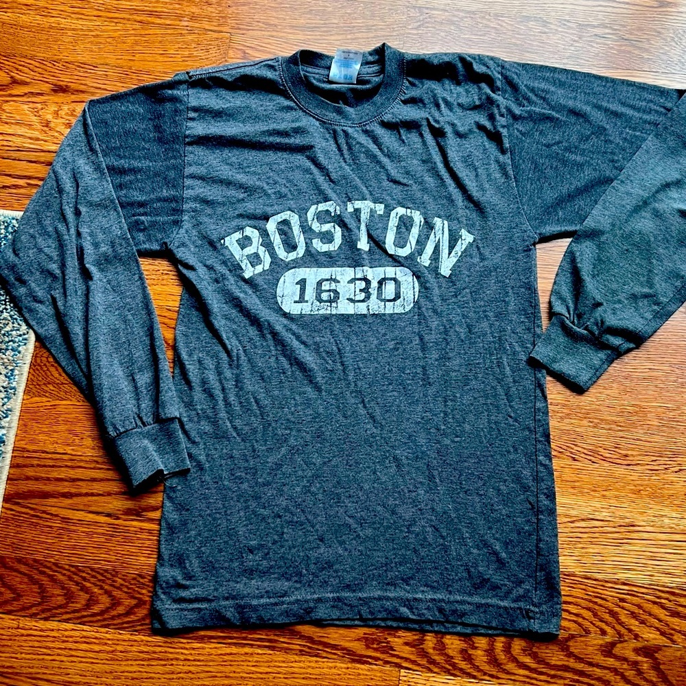 BOSTON Local Pride Men’s Long Gray Sleeve Tee Shirt - Sz Small Good Condition